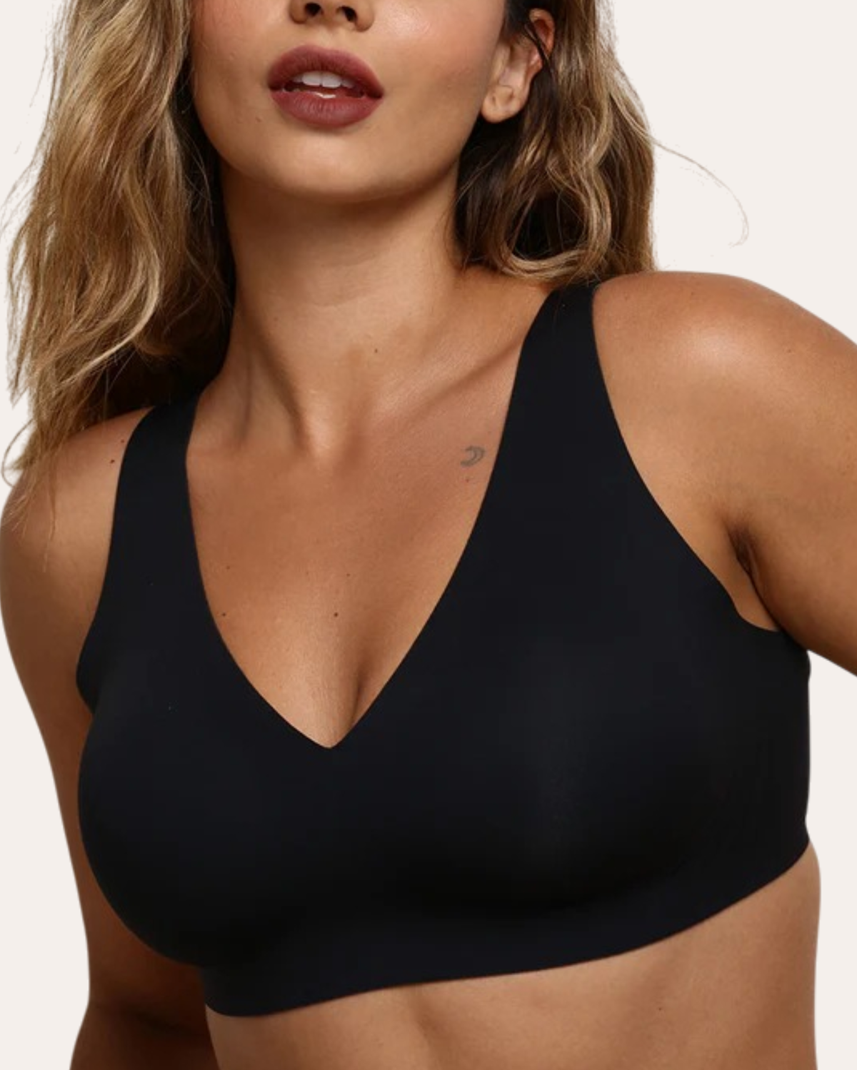 Full Support Soft V-Neck Bra